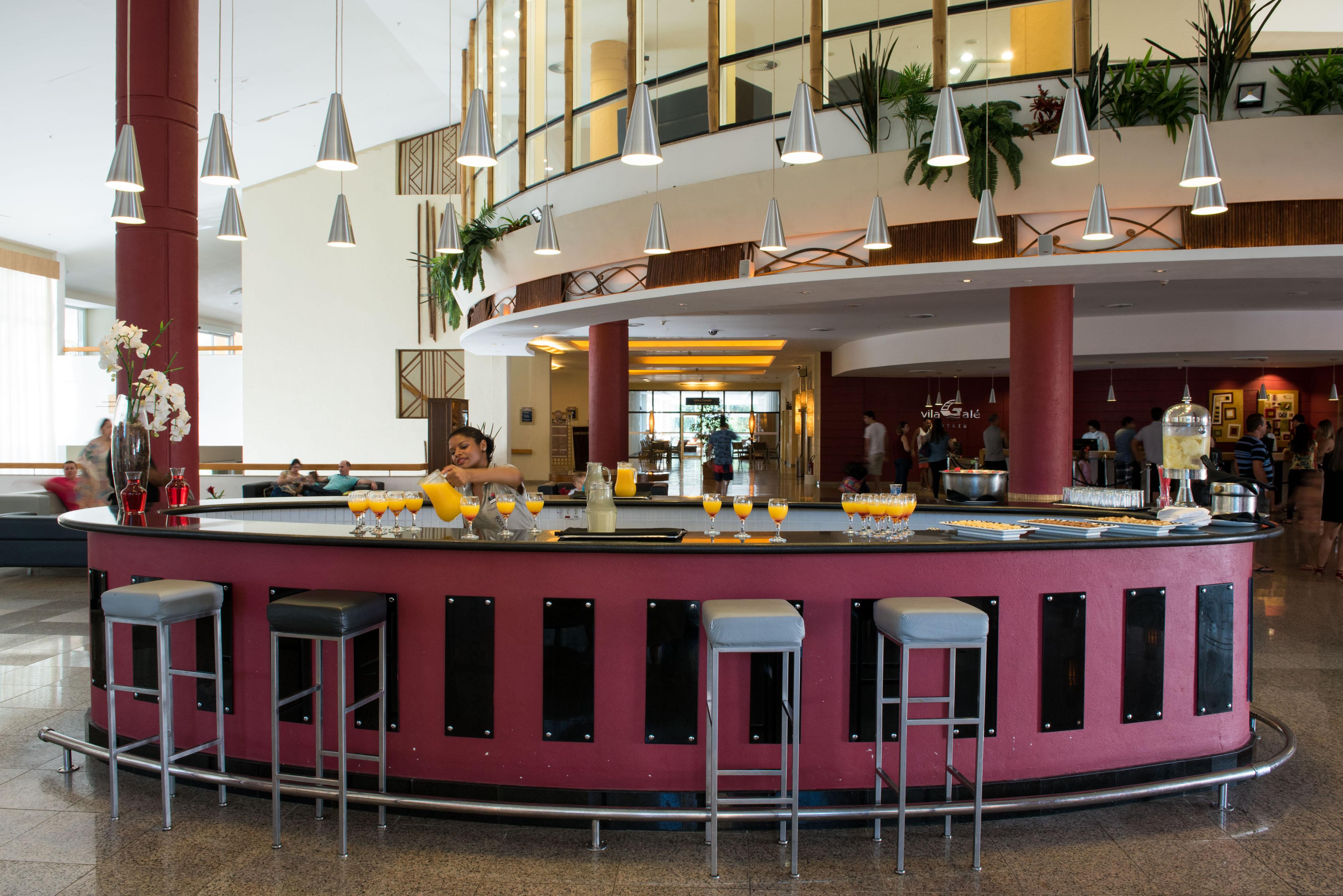 安格拉格尔别墅生态度假酒店 - 全包 安格拉杜斯雷斯 外观 照片 The bar at the University of Applied Sciences, Karlsruhe