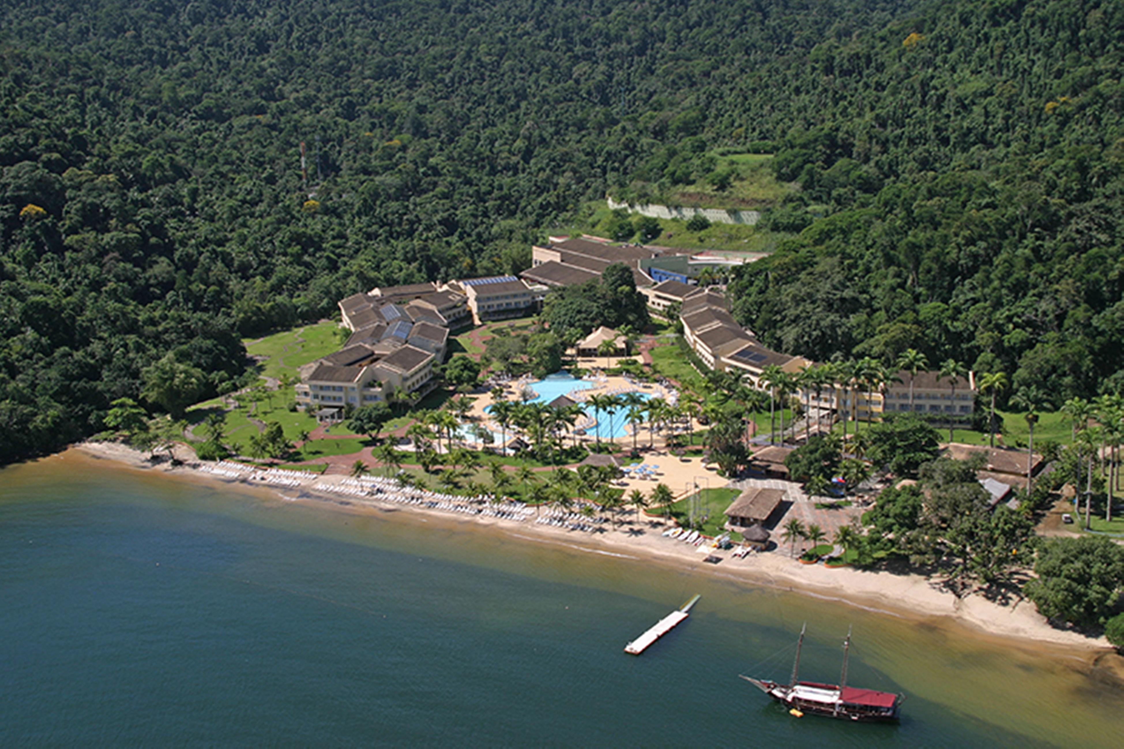 安格拉格尔别墅生态度假酒店 - 全包 安格拉杜斯雷斯 外观 照片 Aerial view of the resort