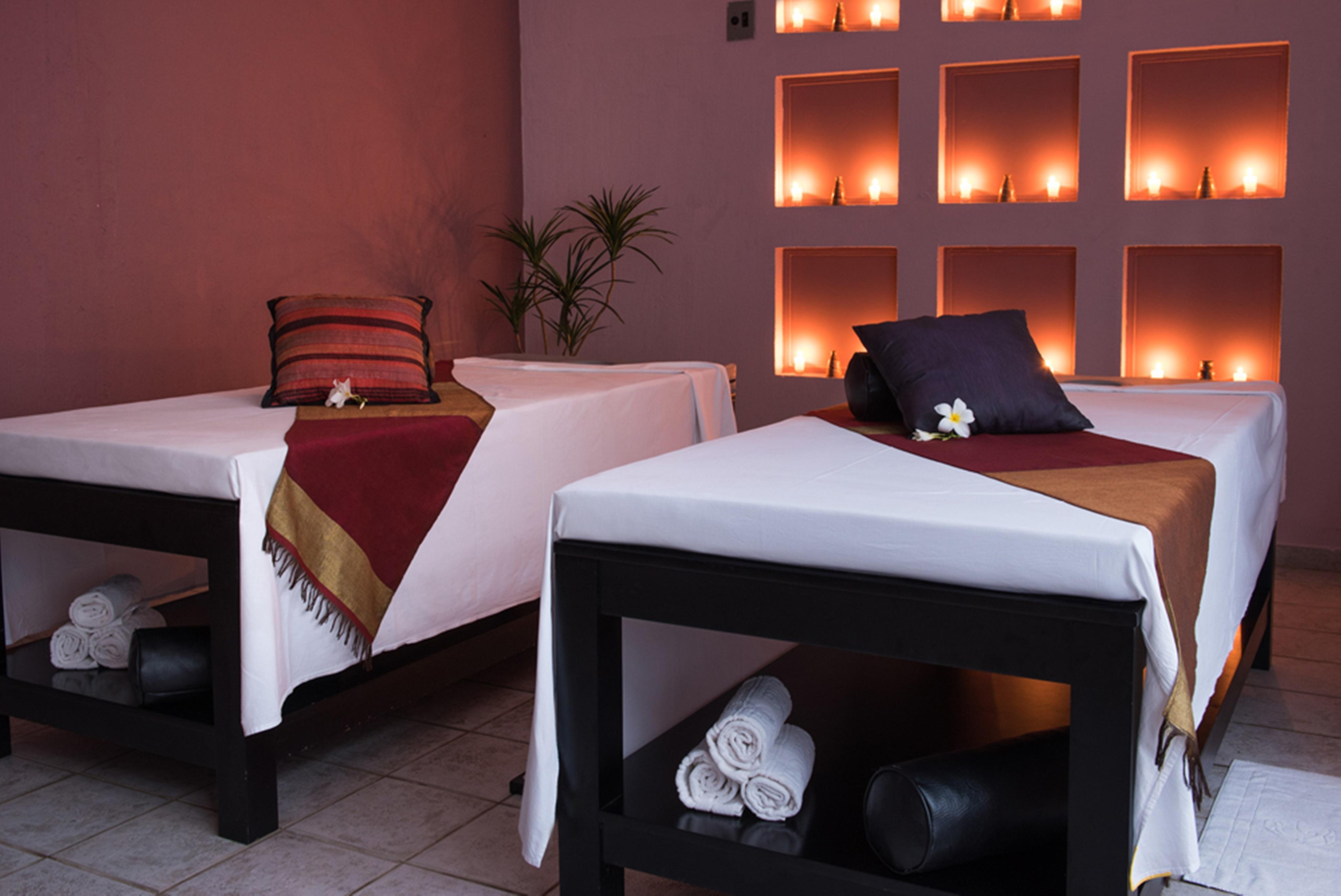 安格拉格尔别墅生态度假酒店 - 全包 安格拉杜斯雷斯 外观 照片 A spa in Thailand